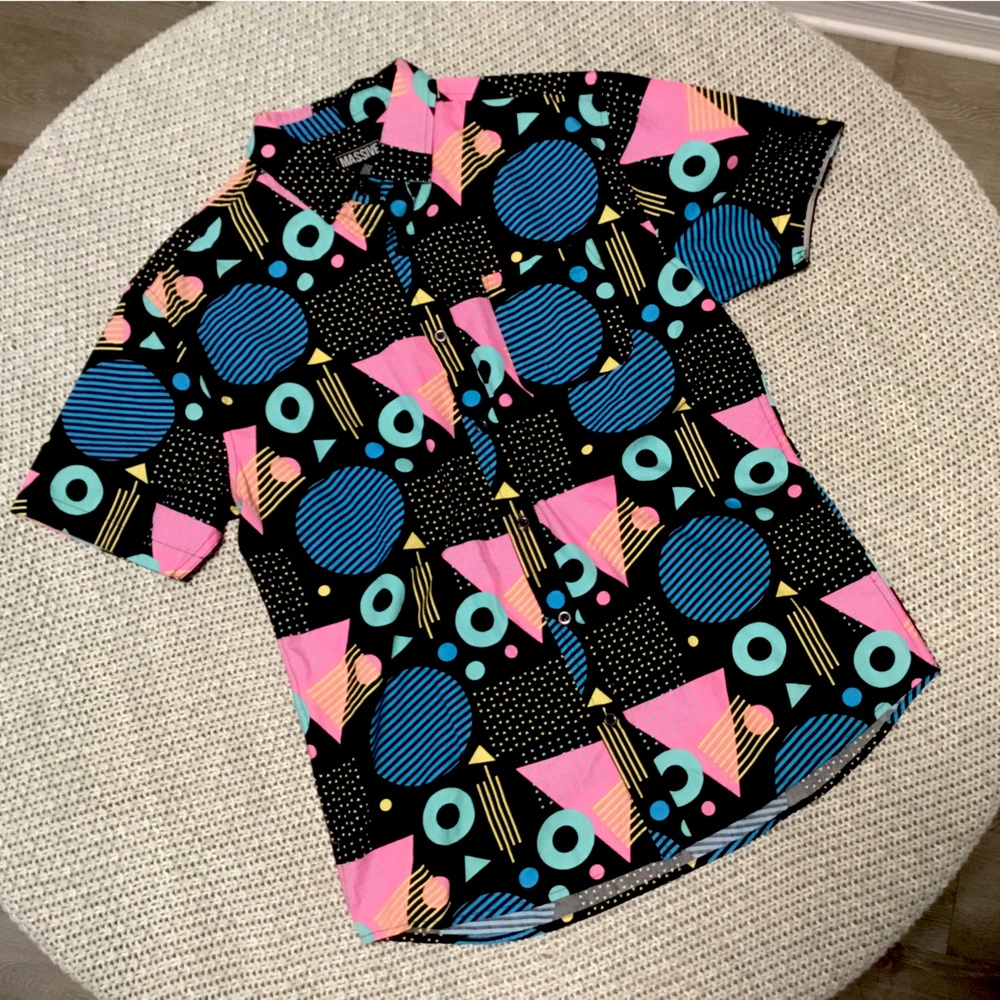 Men’s Button Up Size M